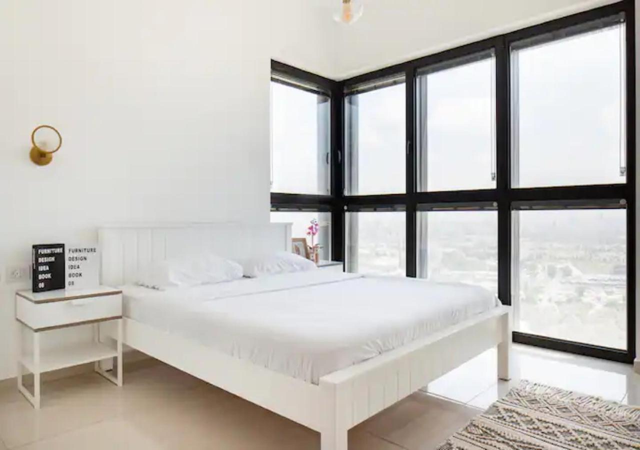O&O Group- Special Apartment Sea View Luxury Tower Bat Yam Extérieur photo
