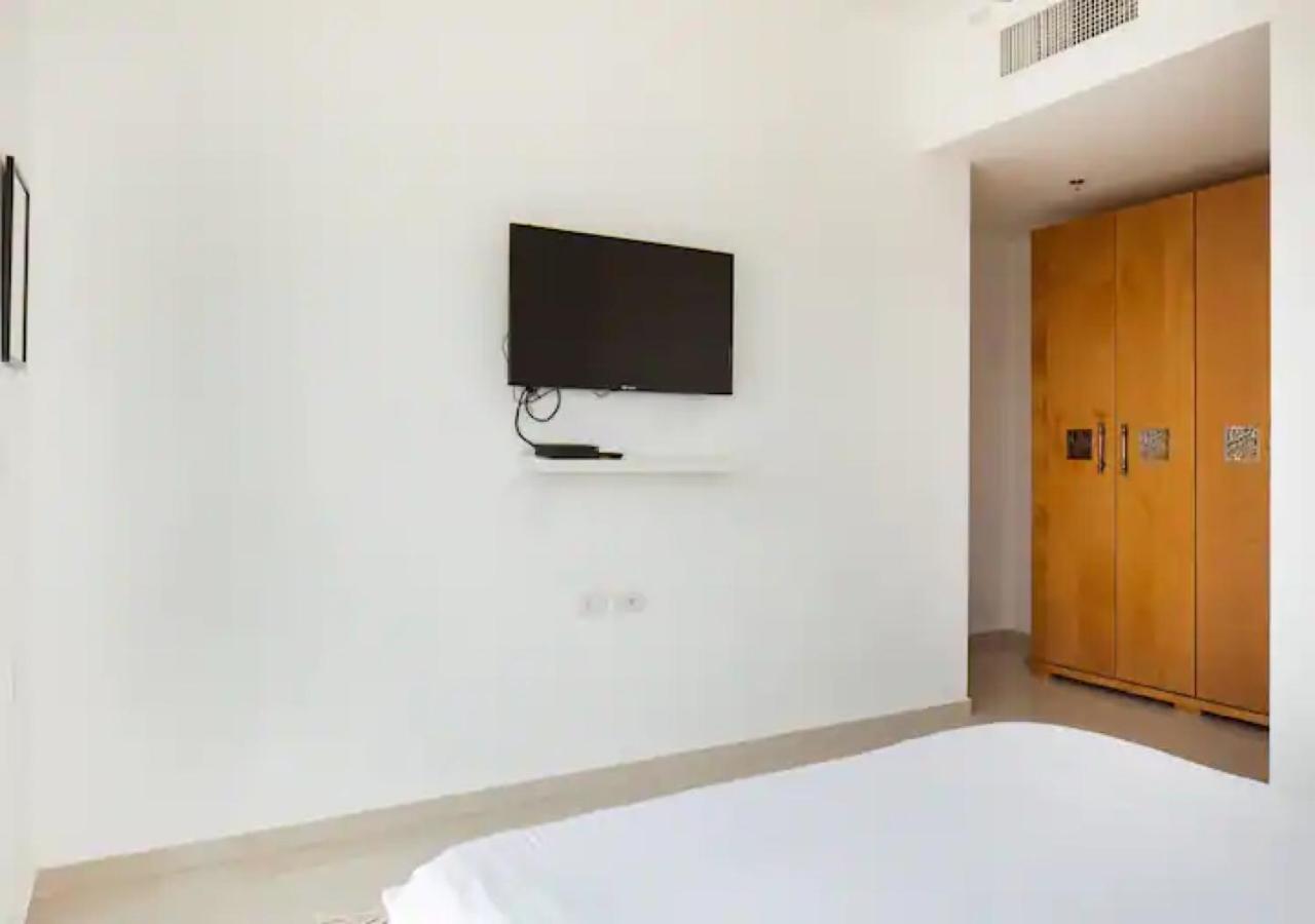 O&O Group- Special Apartment Sea View Luxury Tower Bat Yam Extérieur photo