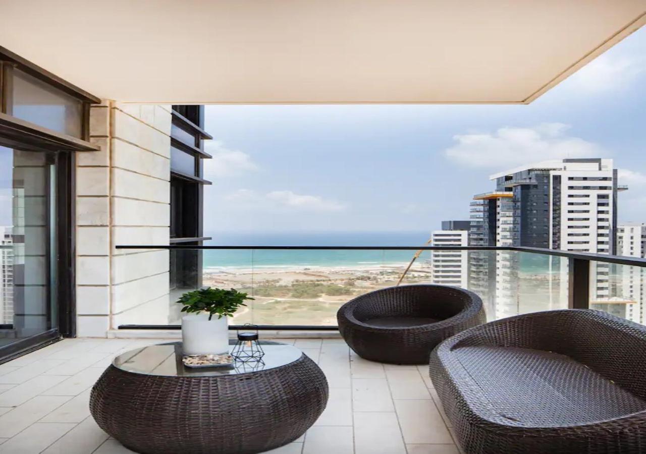 O&O Group- Special Apartment Sea View Luxury Tower Bat Yam Extérieur photo